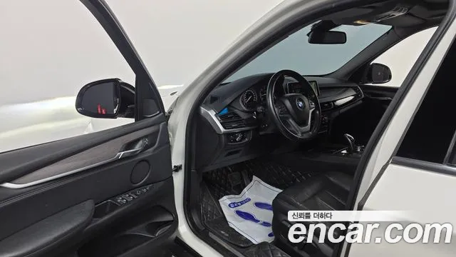 BMW X5 2015 thumb 8