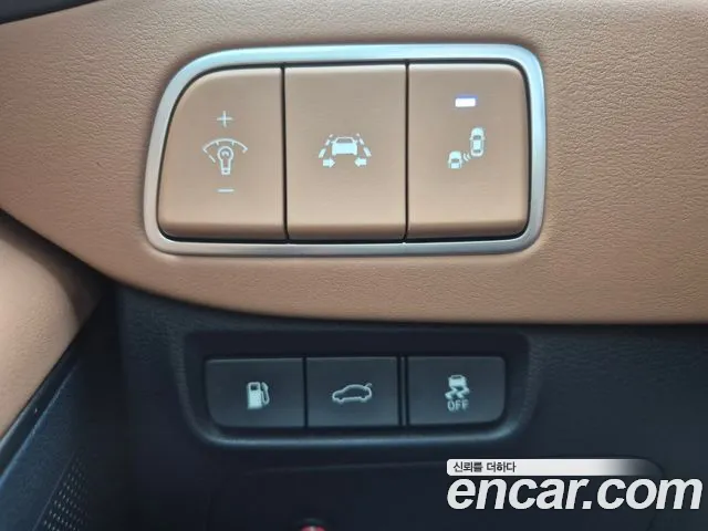 Hyundai Grandeur 2017 thumb 10