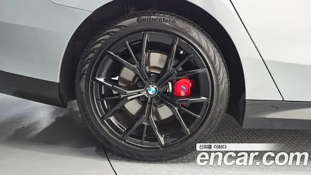 BMW 5 серии 2024 thumb 7