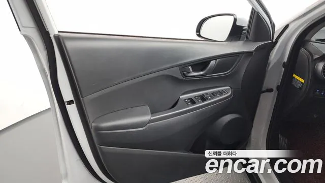 Hyundai Kona 2017 thumb 10