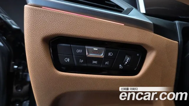 BMW 3 серии 2024 thumb 11