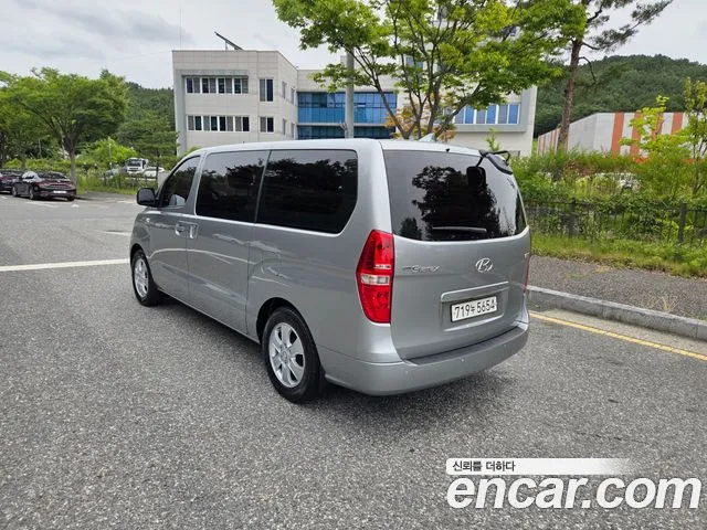 Hyundai Staria 2020 thumb 11
