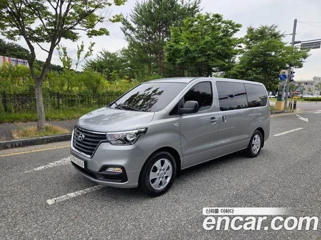 Hyundai Staria 2020 thumb 6