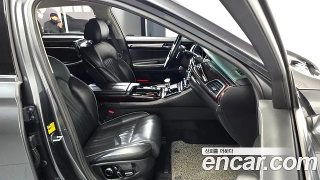 Genesis G90 2018 thumb 7