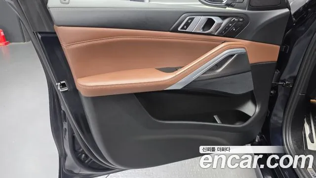 BMW X6 2022 thumb 2