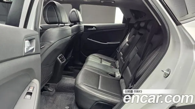 Hyundai Tucson 2017 thumb 12