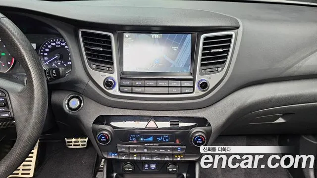 Hyundai Tucson 2017 thumb 10