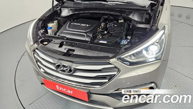 Hyundai Santafe 2016 thumb 9