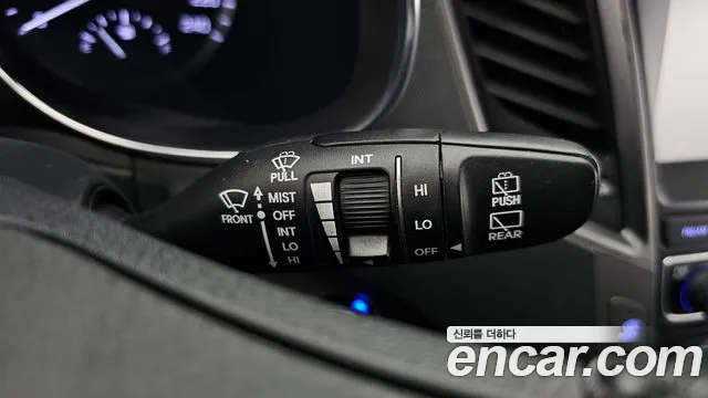 Hyundai Santafe 2016 thumb 11