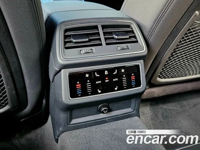 Audi A6 2021 thumb 4