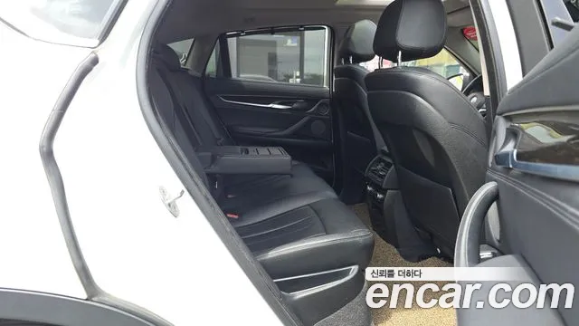 BMW X6 2018 thumb 4