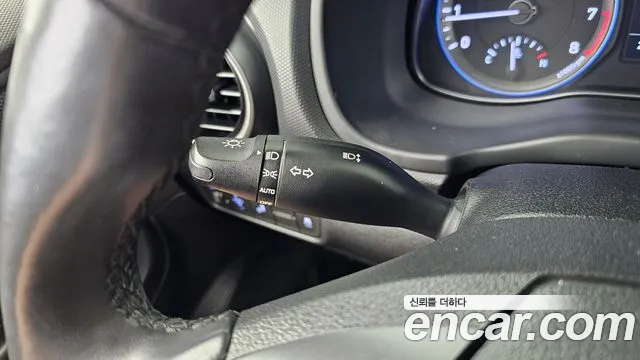 Hyundai Kona 2018 thumb 8