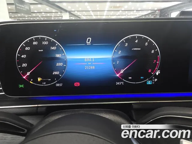 Mercedes-Benz GLS 2024 thumb 6