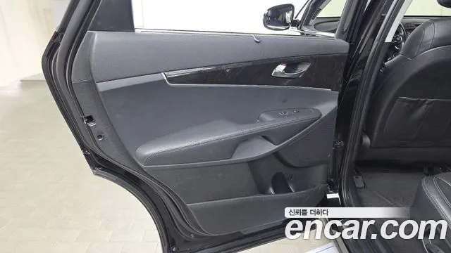 Kia Sorento 2017 thumb 8
