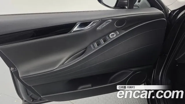 Genesis G80 2020 thumb 9