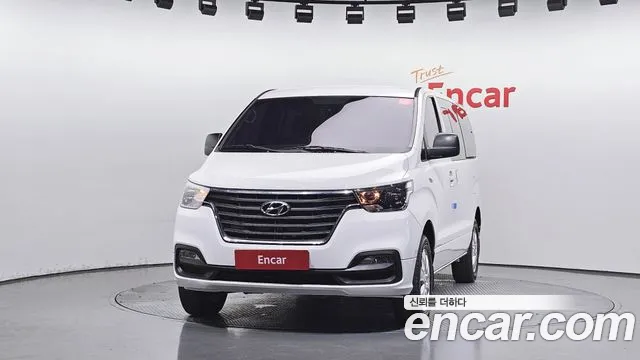 Hyundai Staria 2020 thumb 11