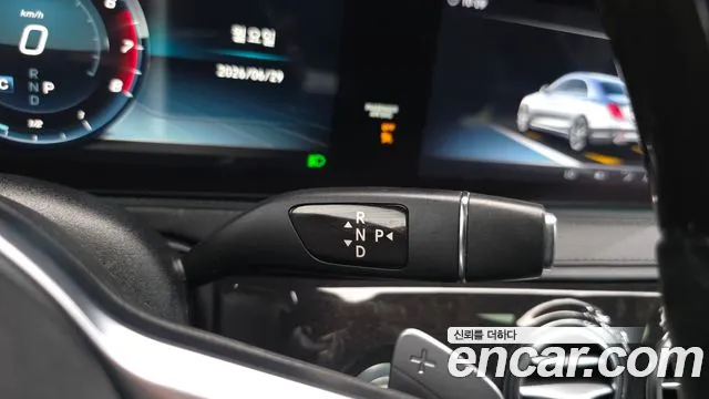 Mercedes-Benz S-Class 2018 thumb 8