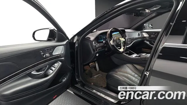 Mercedes-Benz S-Class 2018 thumb 4