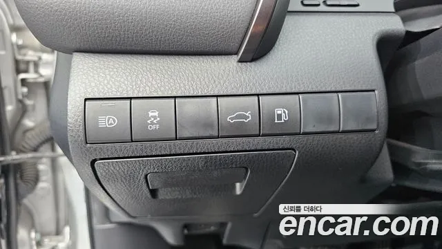 Toyota Camry 2018 thumb 10