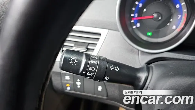 Hyundai Elantra 2014 thumb 10