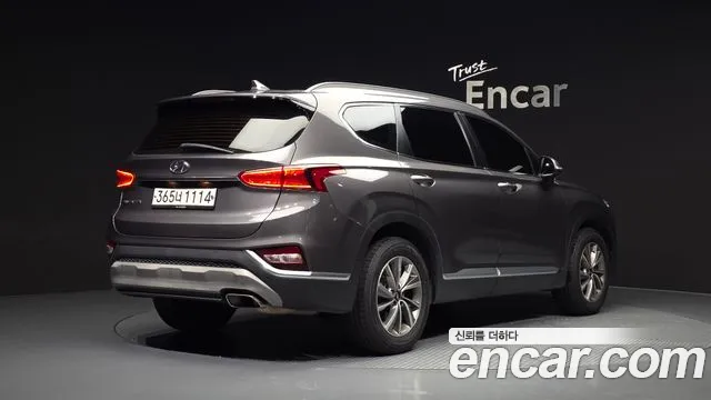 Hyundai Santa Fe 2019 thumb 11
