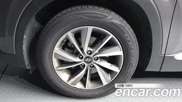 Hyundai Santa Fe 2019 thumb 2