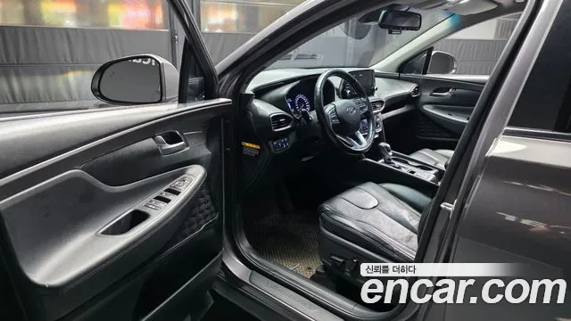Hyundai Santa Fe 2019 thumb 4