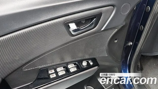 KGM Tivoli Air 2017 thumb 5