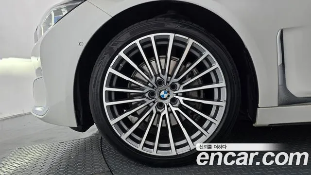 BMW 7 серии 2021 thumb 11