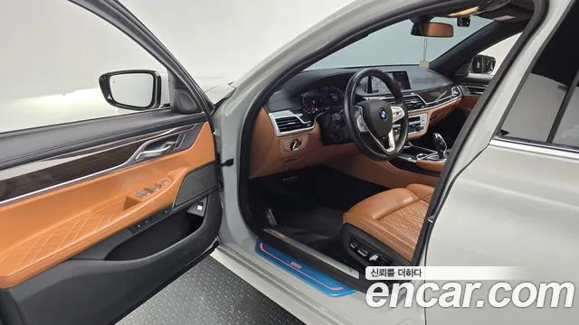 BMW 7 серии 2021 thumb 3