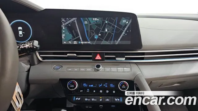 Hyundai Elantra 2022 thumb 8