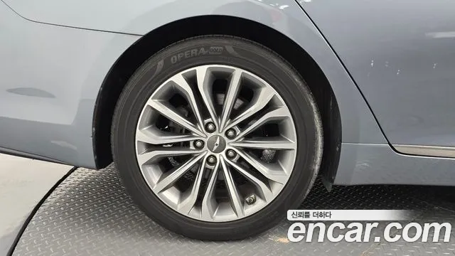 Hyundai Genesis 2014 thumb 9