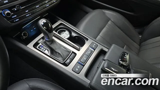Hyundai Genesis 2014 thumb 10