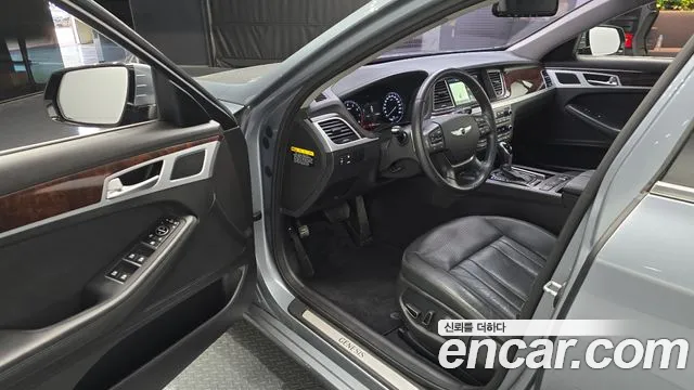 Hyundai Genesis 2014 thumb 2