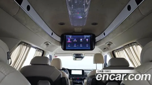 Kia Carnival 2022 thumb 4