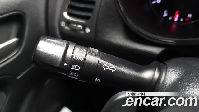 Kia K3 2016 thumb 4