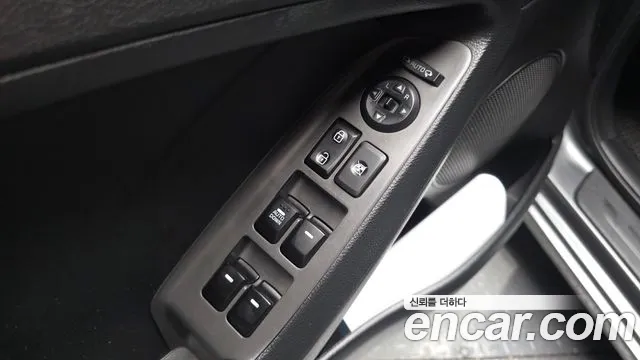 Kia K3 2016 thumb 5