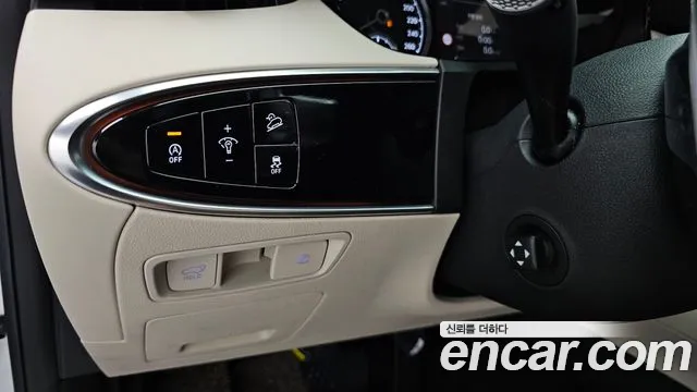 Genesis GV70 2024 thumb 11