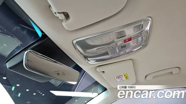 Genesis GV70 2024 thumb 12