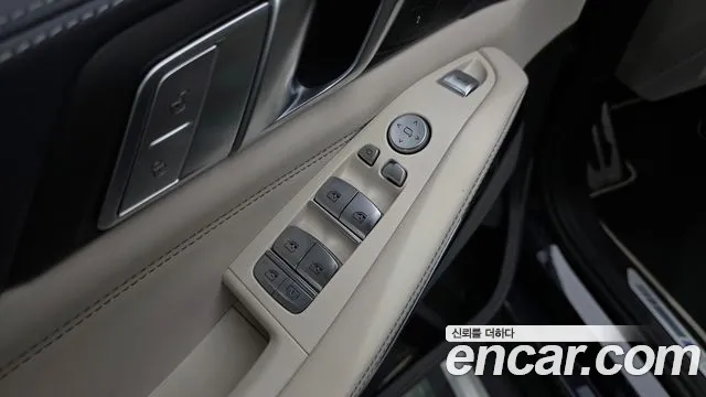 BMW X7 2022 thumb 12