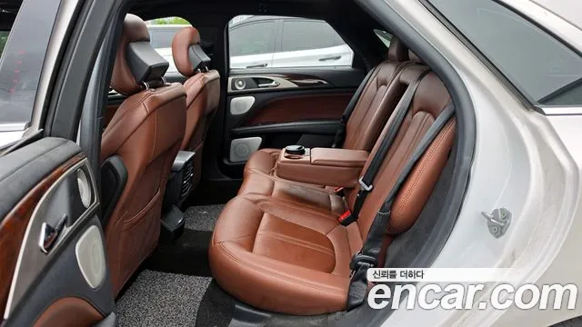 Lincoln MKZ 2019 thumb 2