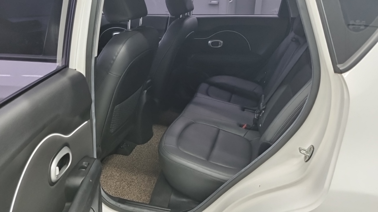 Kia Soul 2015 thumb 5