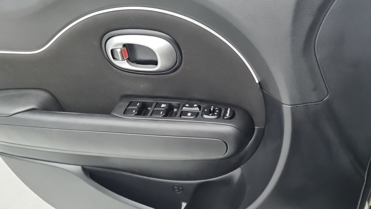 Kia Soul 2015 thumb 11
