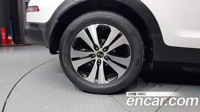 Kia Sportage 2012 thumb 7