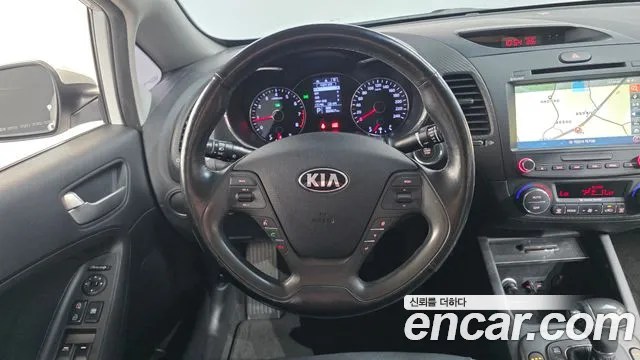 Kia K3 2013 thumb 9