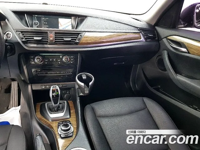 BMW X1 2015 thumb 4