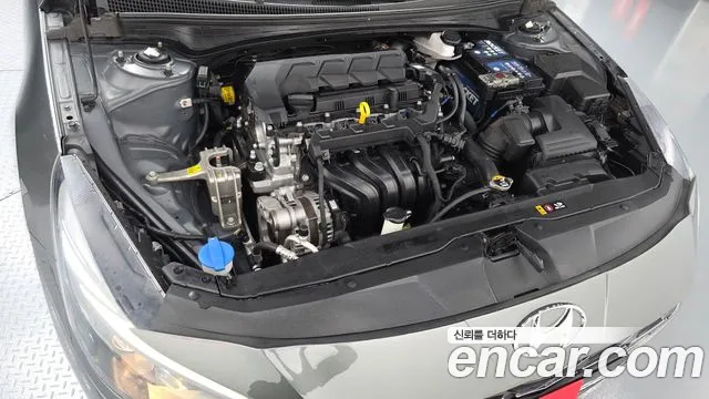 Hyundai Elantra 2022 thumb 12