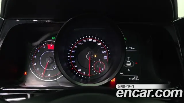 Hyundai Elantra 2022 thumb 2