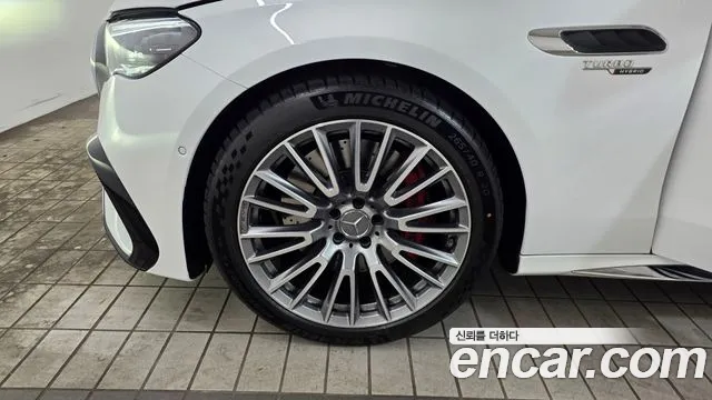 Mercedes-Benz E-Class 2026 thumb 9