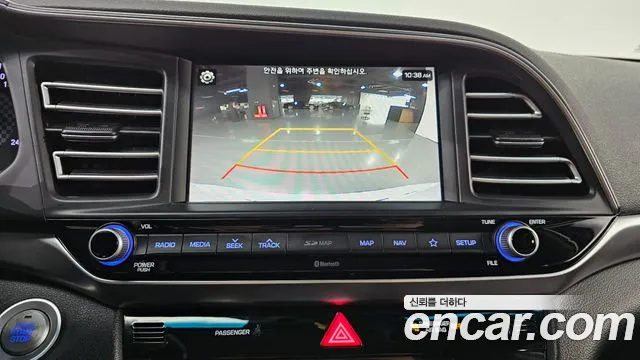 Hyundai Elantra 2019 thumb 3